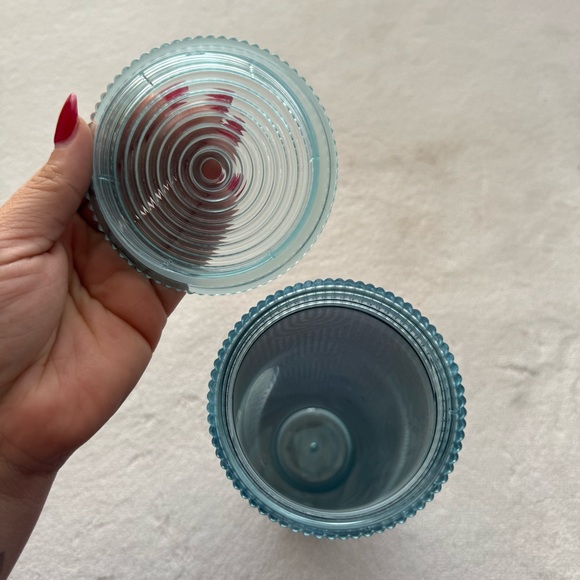 Starbucks Spring 2022 Iridescent Mermaid Scale Venti Cold Cup Tumbler 24 oz - Picture 5 of 5